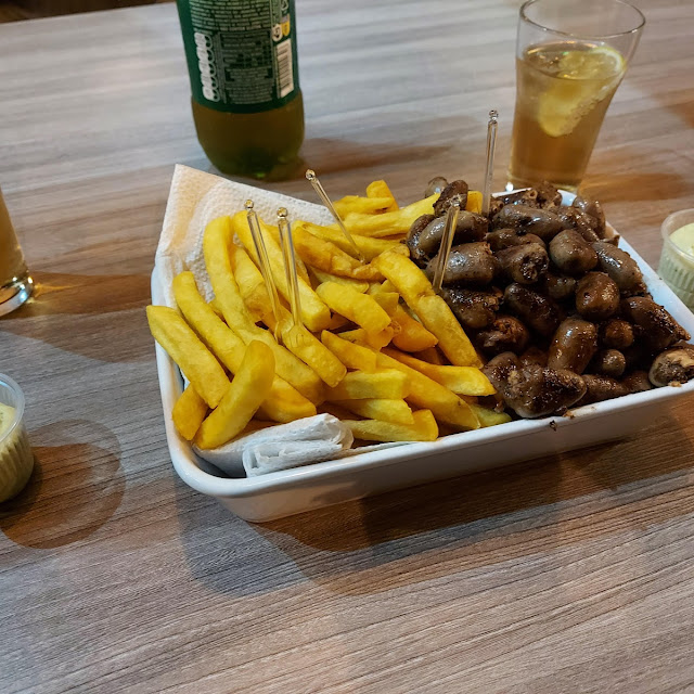 Picadinho de Coração Com Fritas