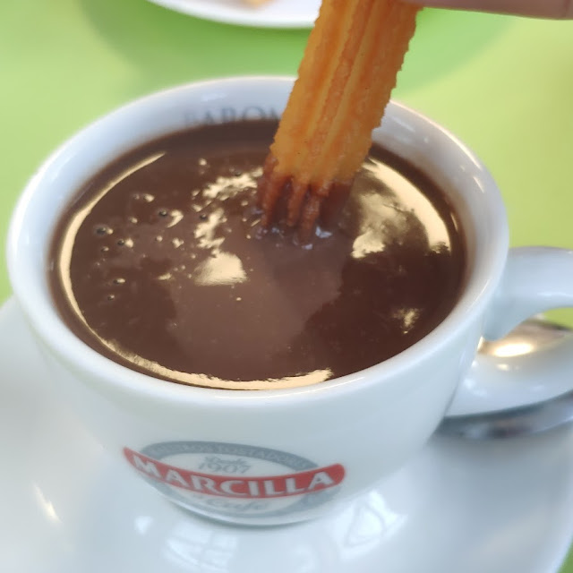 Chocolate Con Porras Y Churros