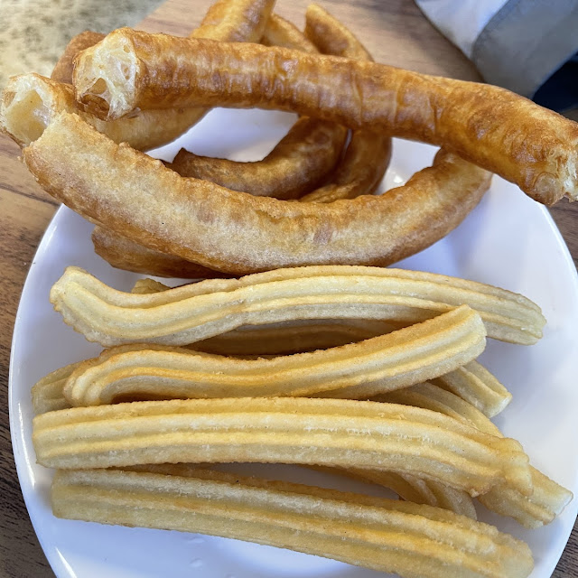 Porras Y Churritos