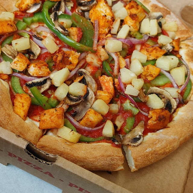 Chicken and Veggie Cheeseless Pizza