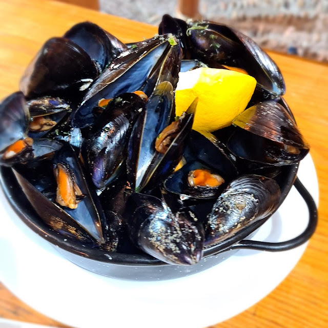 Mejillones Al Vapor