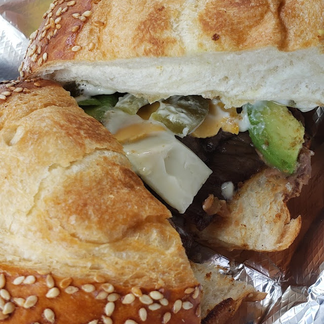 Torta De Asada Con Chile Jalapeño