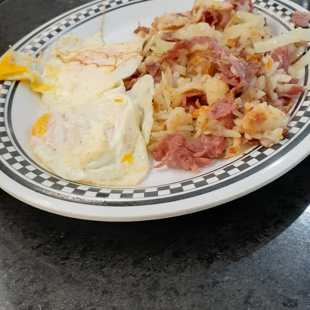2 Egg Corned Beef Hash