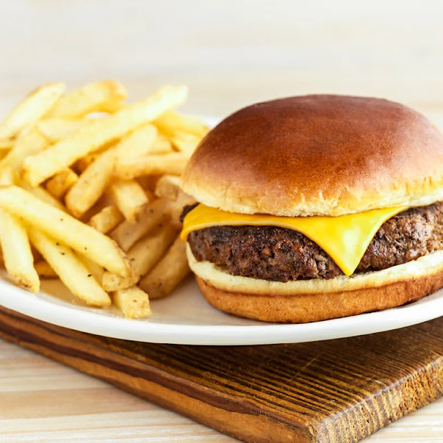 Boomerang Cheeseburger