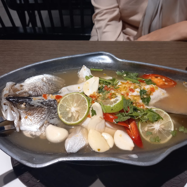 Steamed Siakap with Lime Chilli & Garlic Sauce