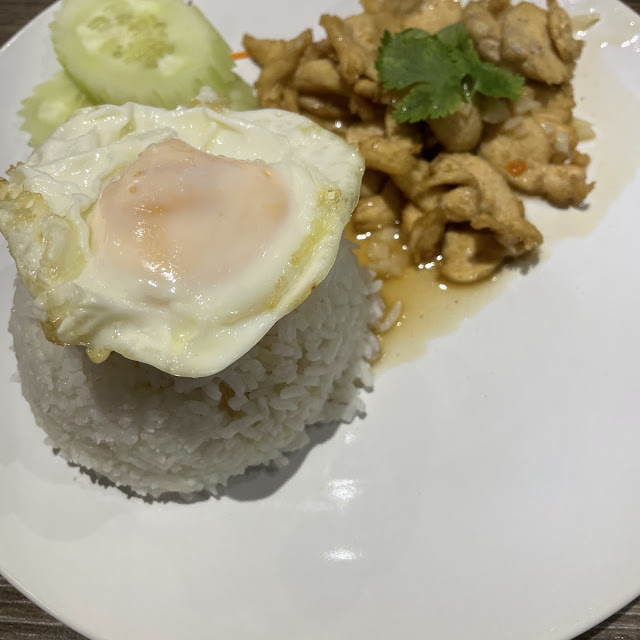 Crispy Chicken Kailan with Rice & Sunny Side Up