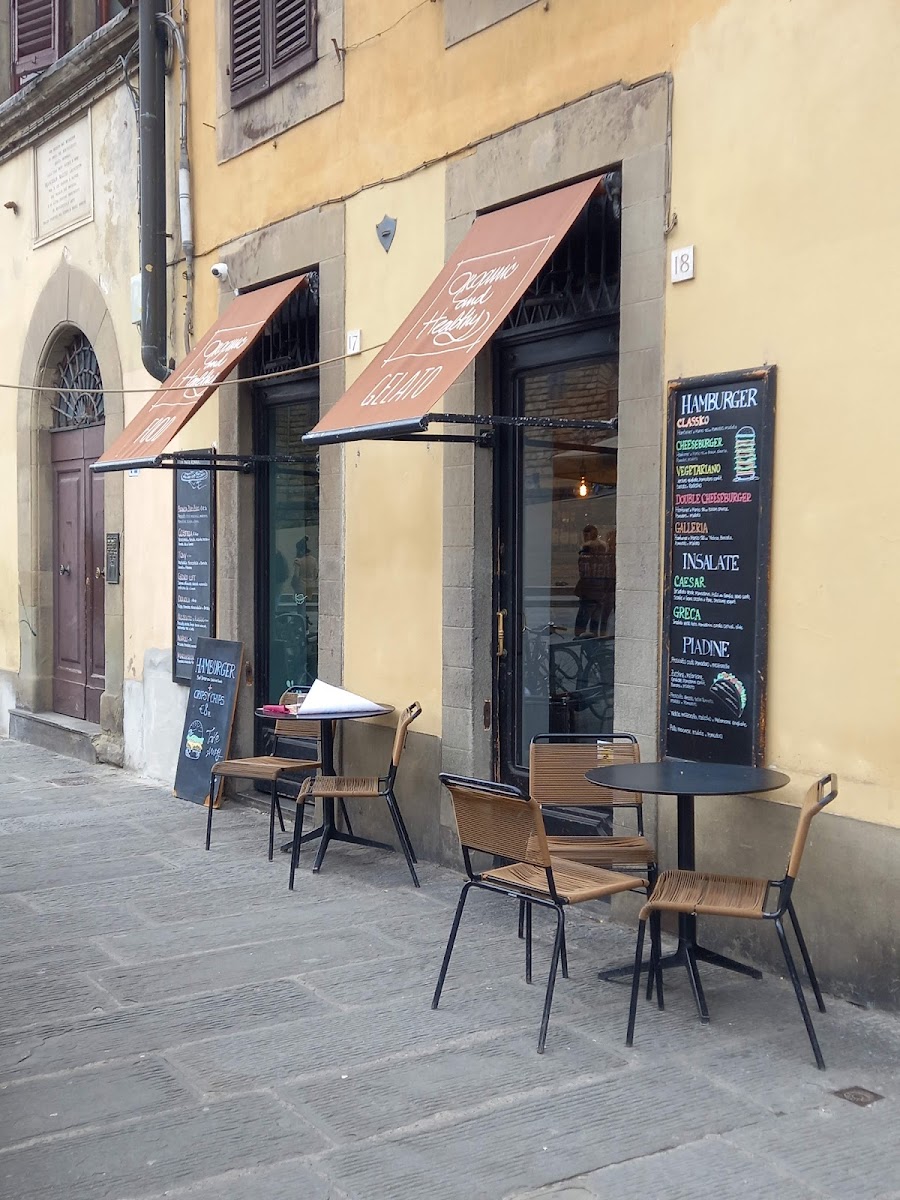 Gallery Café - 20R