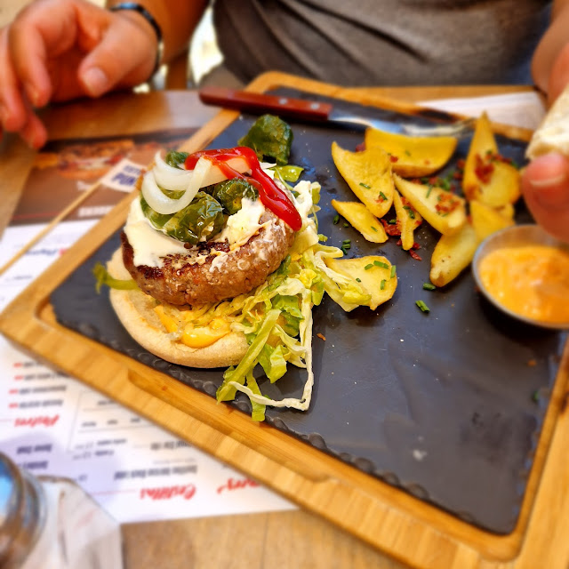 Burger and Wedges