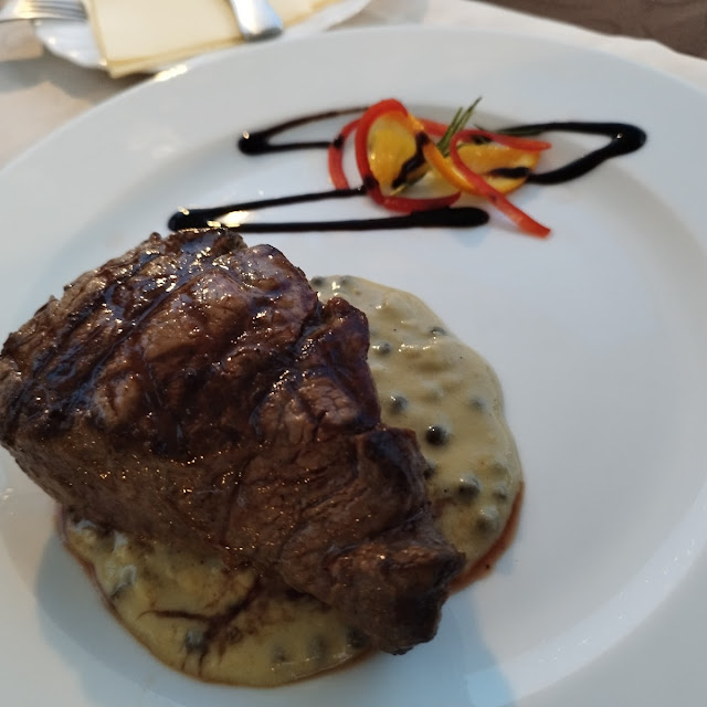 Filet Steak Auf Pfeffersoße