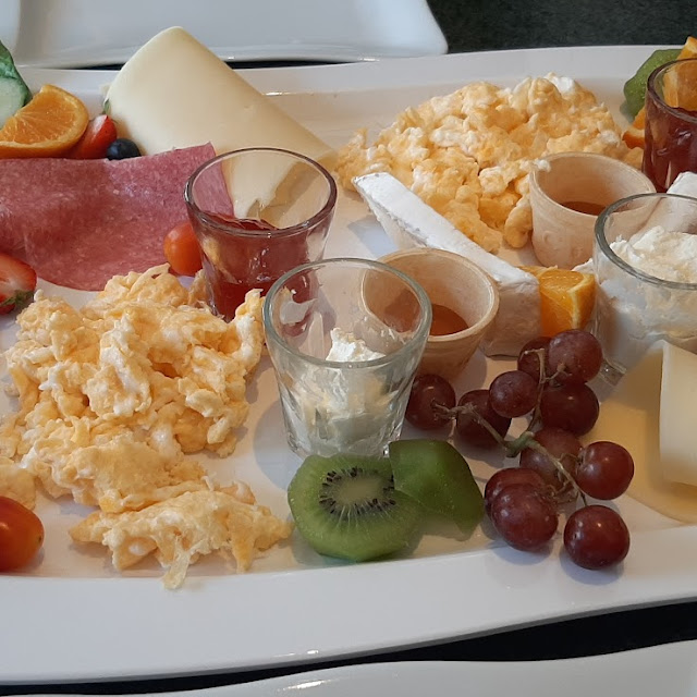 Frühstücksplatte