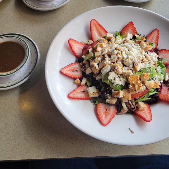 Blackened Chicken Spring Salad