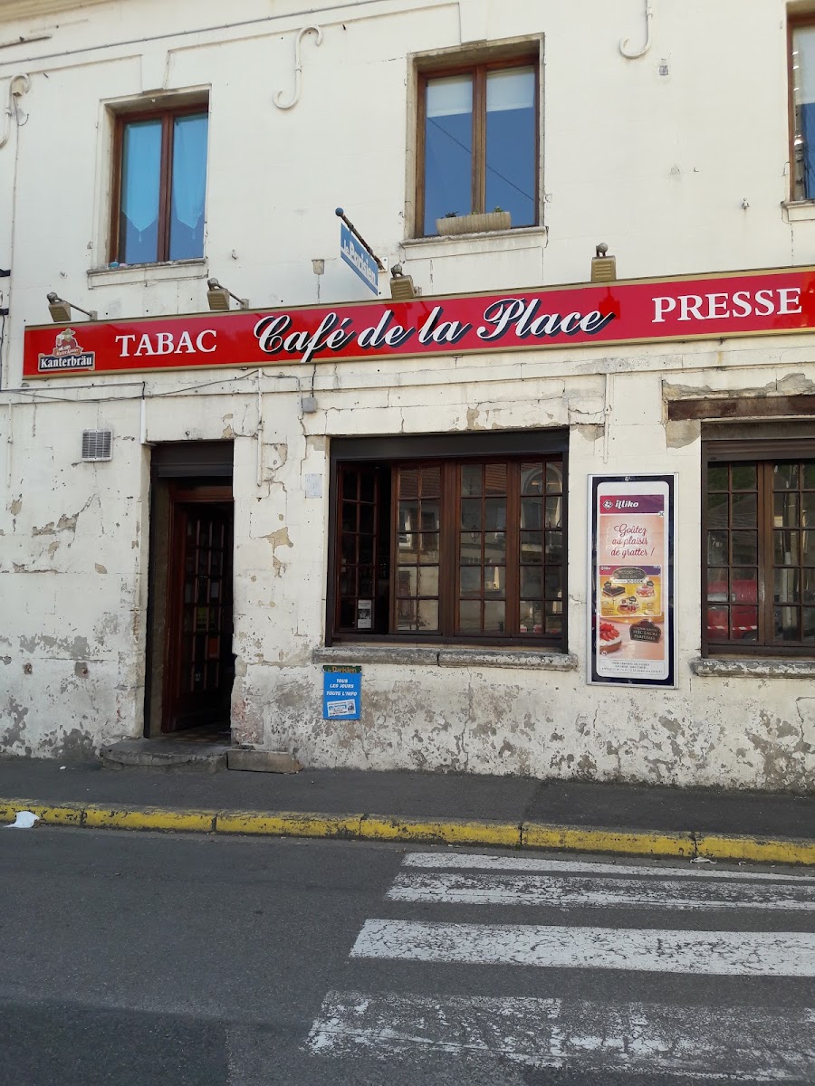 Café de la Place - 2 Pl. Georges Tainturier