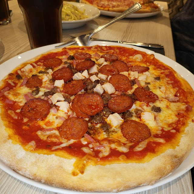 Pizza Full Meat