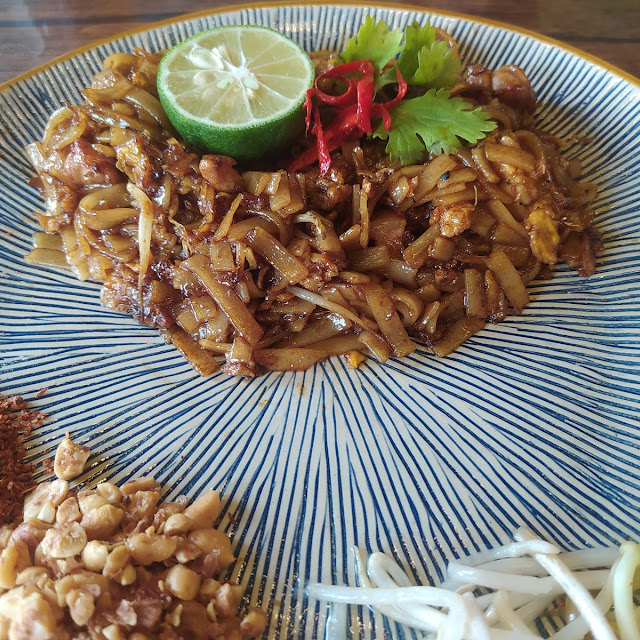 Chicken Pad Thai