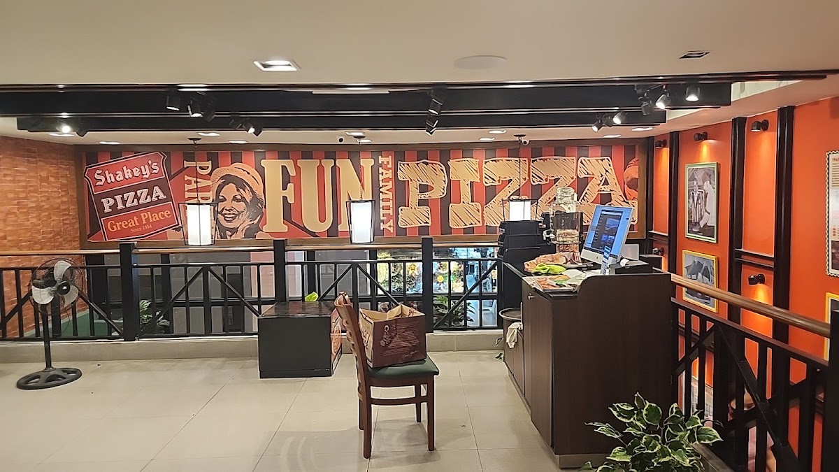 Shakey's Pizza Parlor - Greenhills