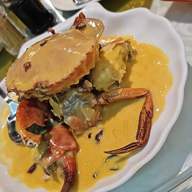White Pepper Butter Crabs