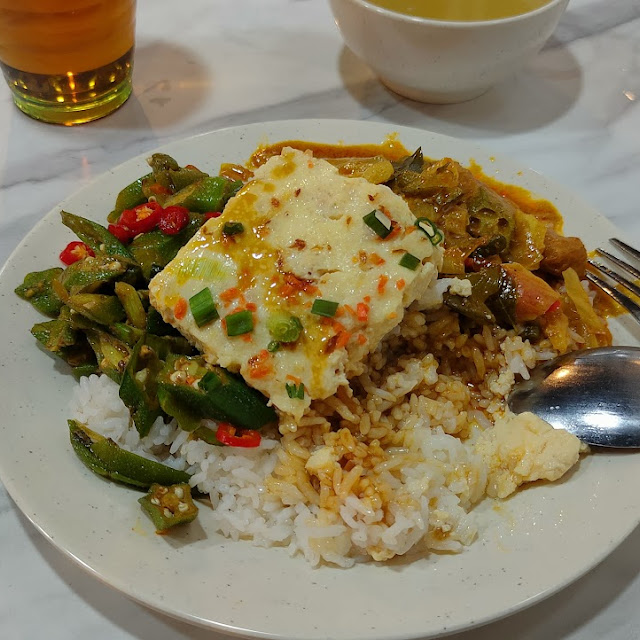Mixed Rice with Vegetable Tofu