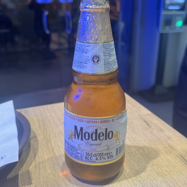 Michelada Con Modelo