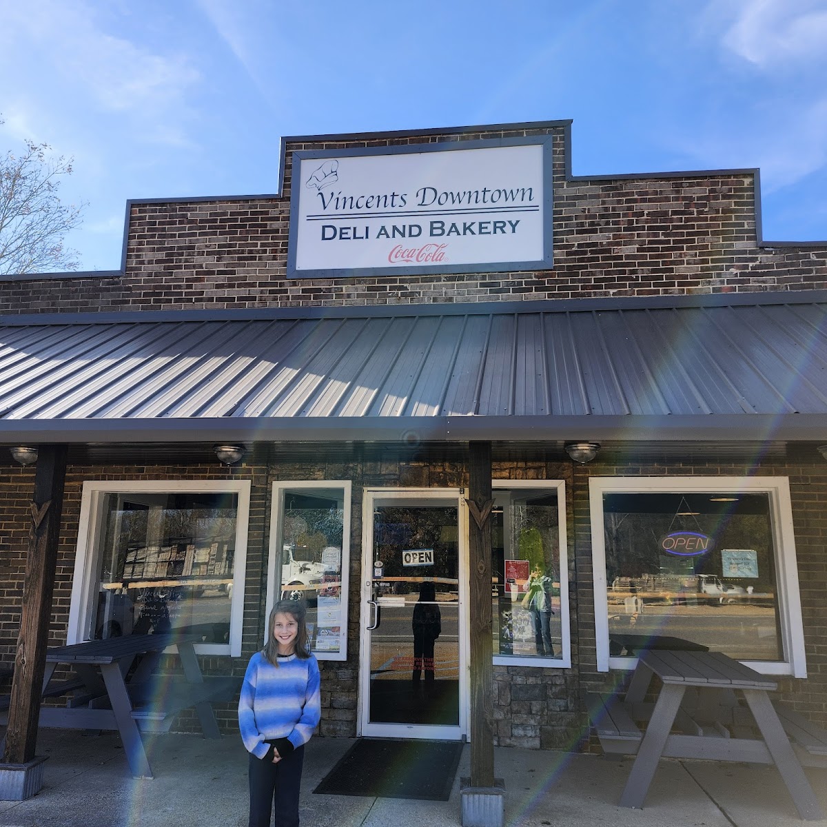 Vincents Downtown DELI AND BAKERY