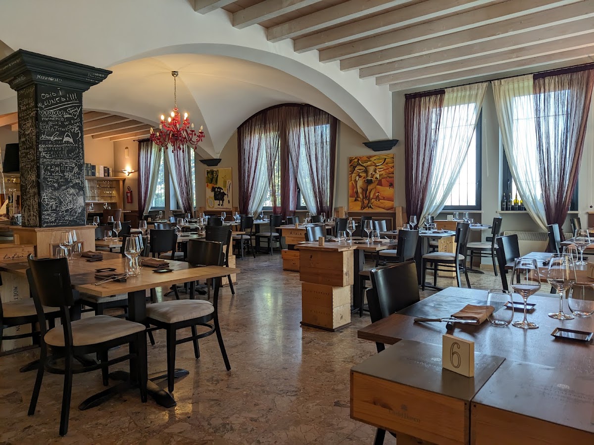 Ca'Os Locanda & Grill