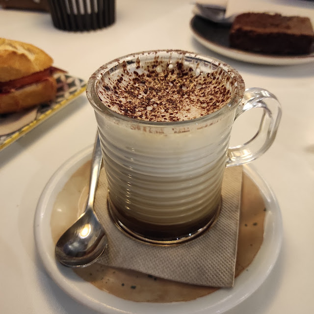 Cafe Late Avellana