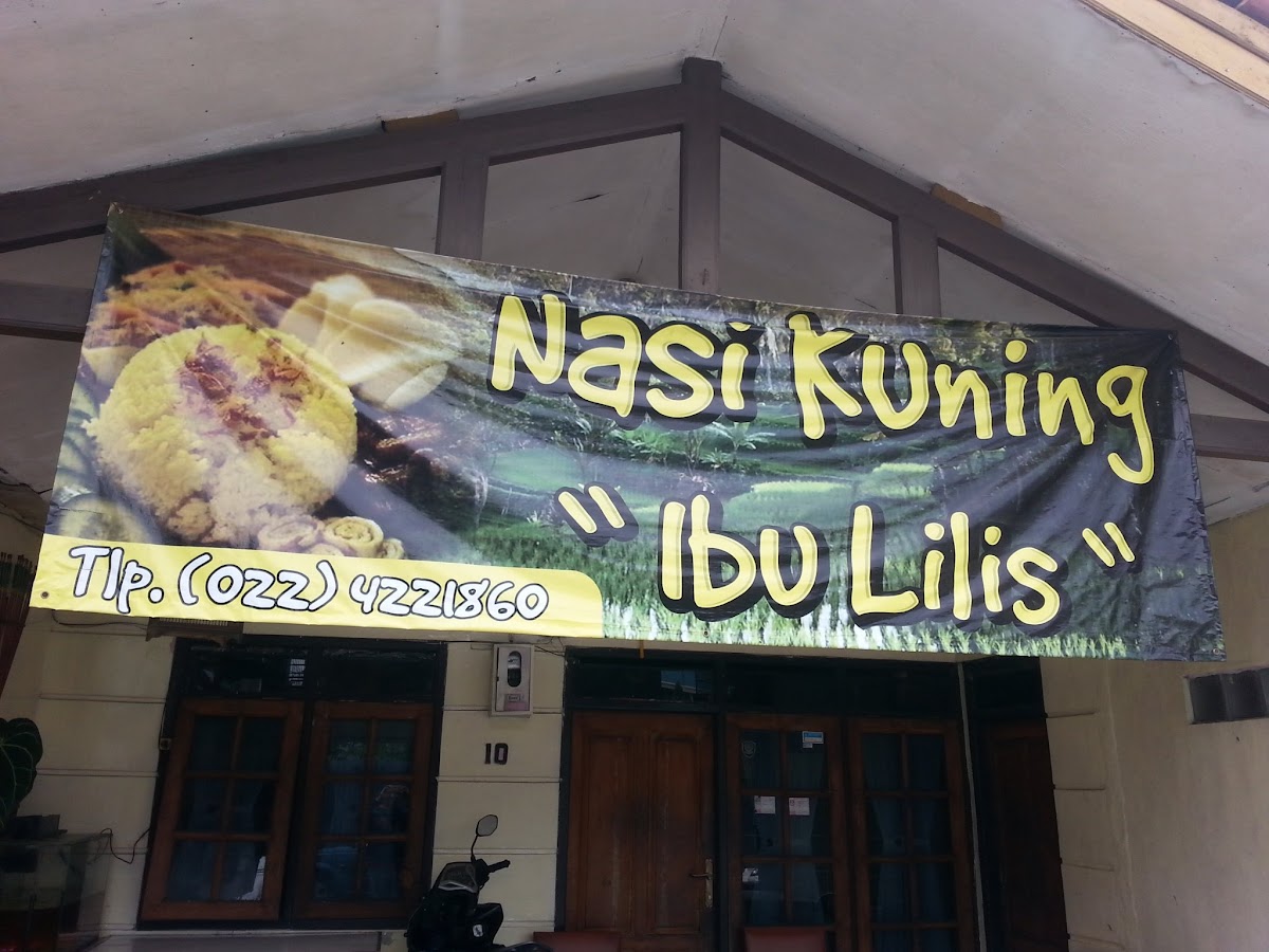 Nasi Kuning 'Ibu Lilis'