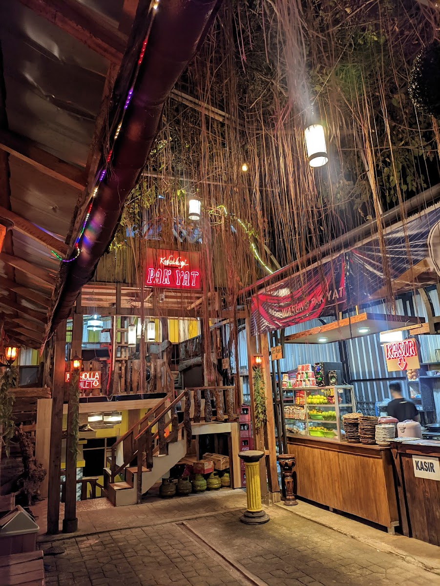 Warung Pak Yat