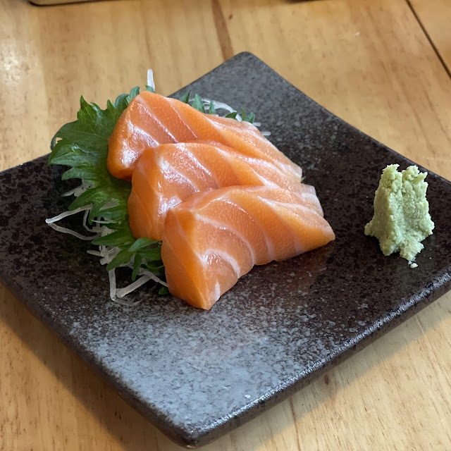 三文魚刺身