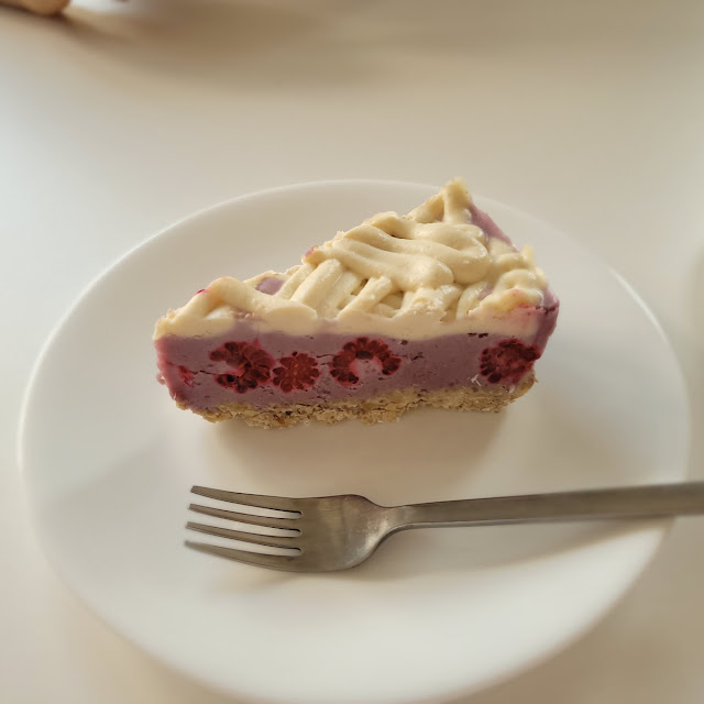 Raw-Vegan Cake Slice