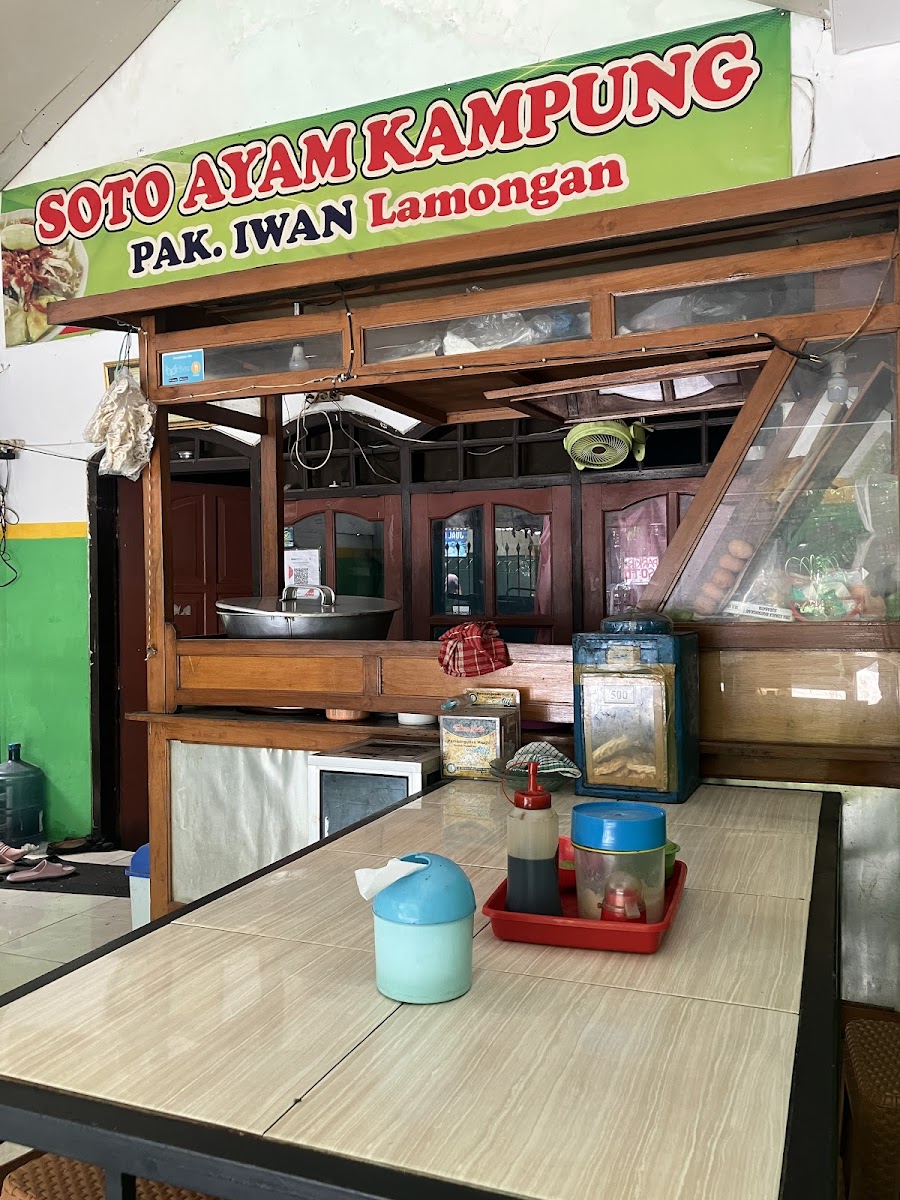 Soto Ayam Kampung Pak Iwan