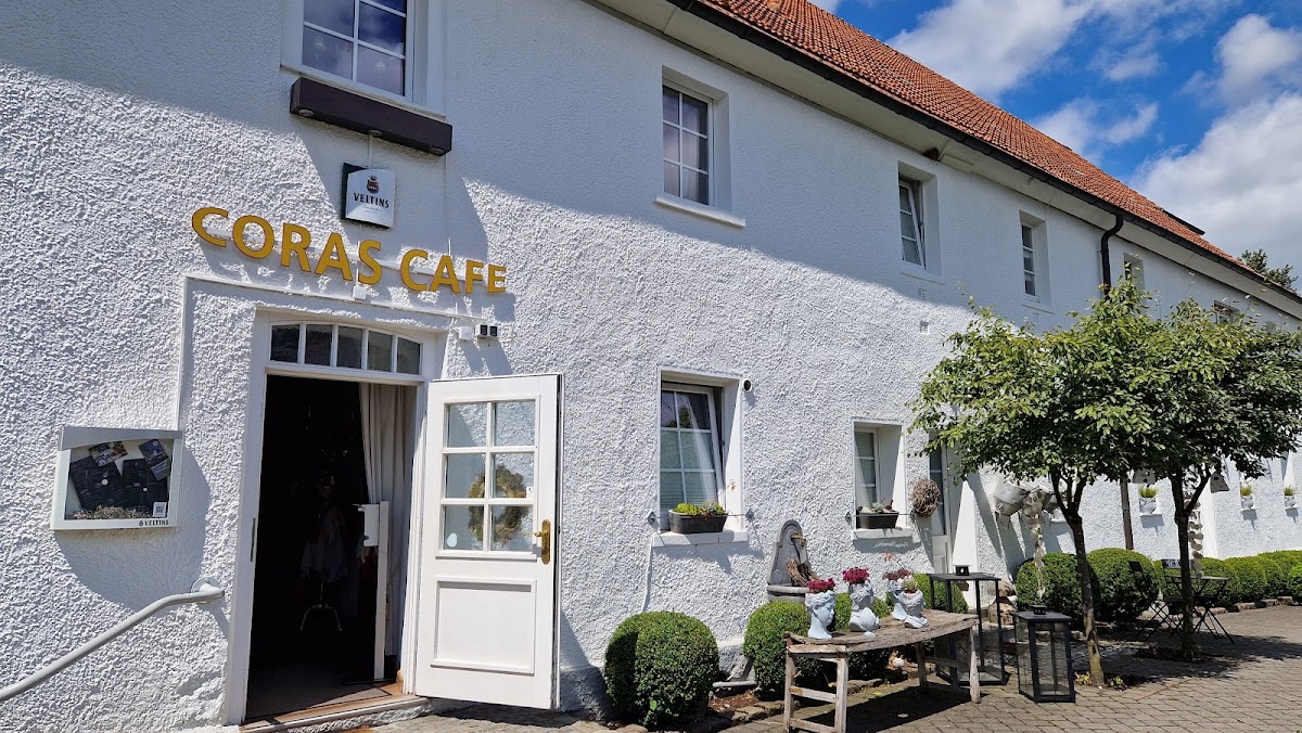 Pension Gut Stockum with Cora's Cafe
