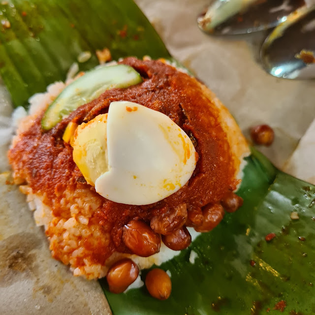 Nasi Lemak Bungkus