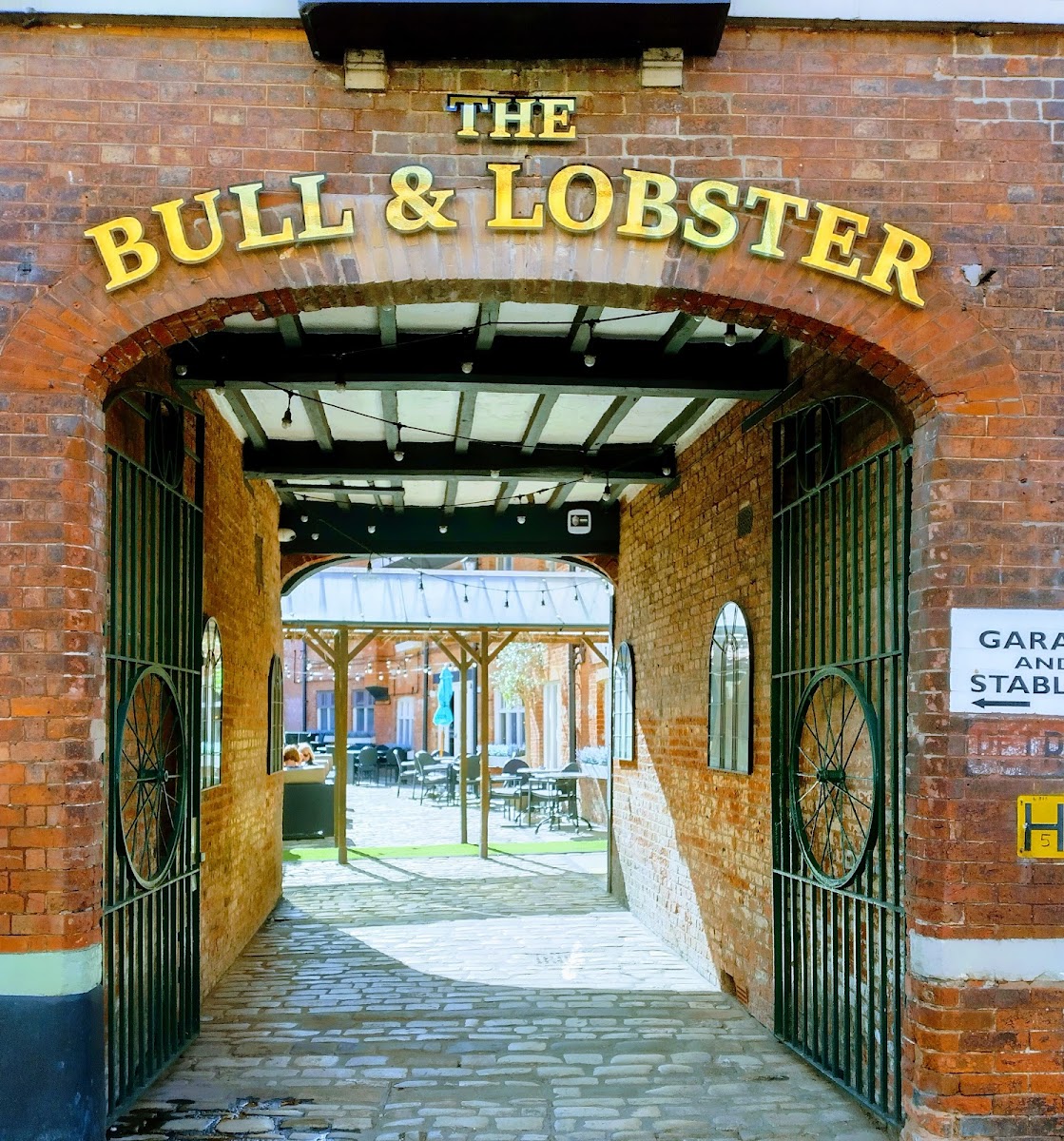 The Bull & Lobster at the White Hart