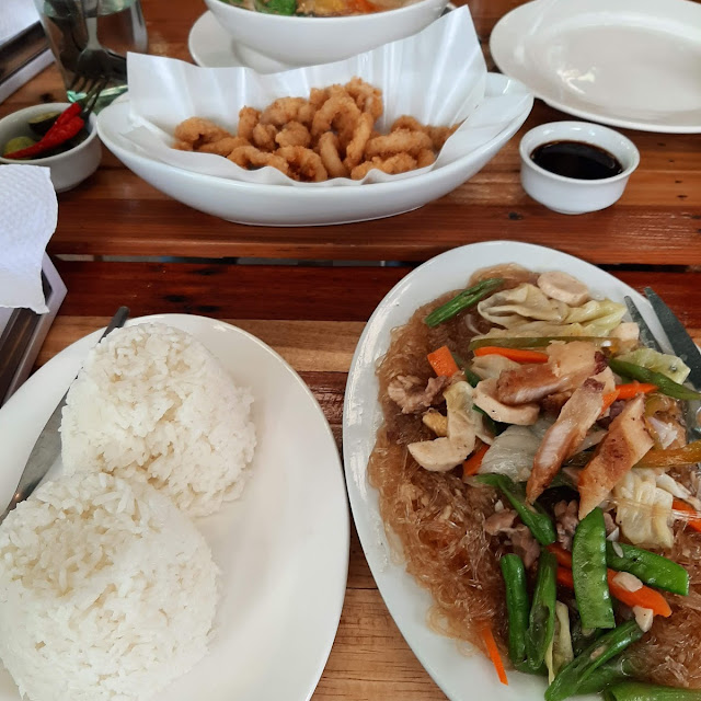 Chopsuey and Calamares