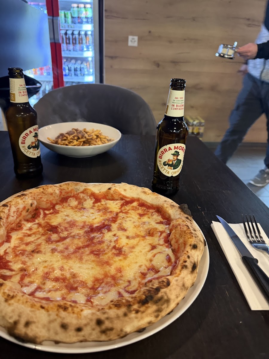 Pizzeria Pizza Pazza