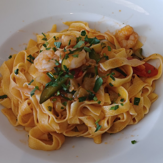 Tagliatelle Gamberi E Zucchine