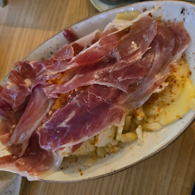 Huevos Rotos Con Jamón
