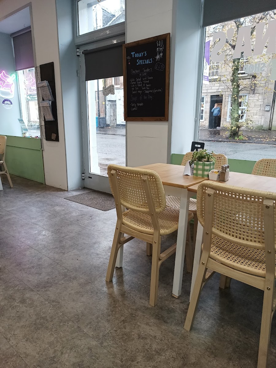 Oriana’s Coffee Shop