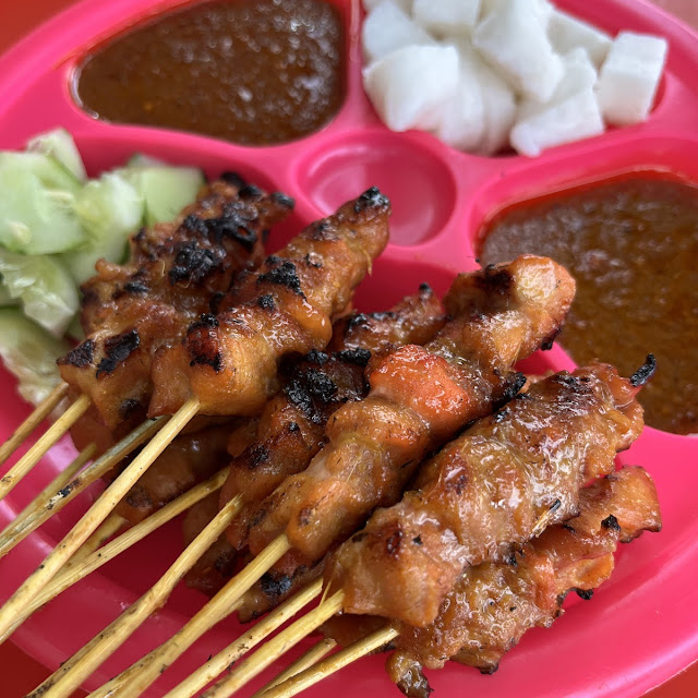 Nasi Himpit Dan Kuah Kacang