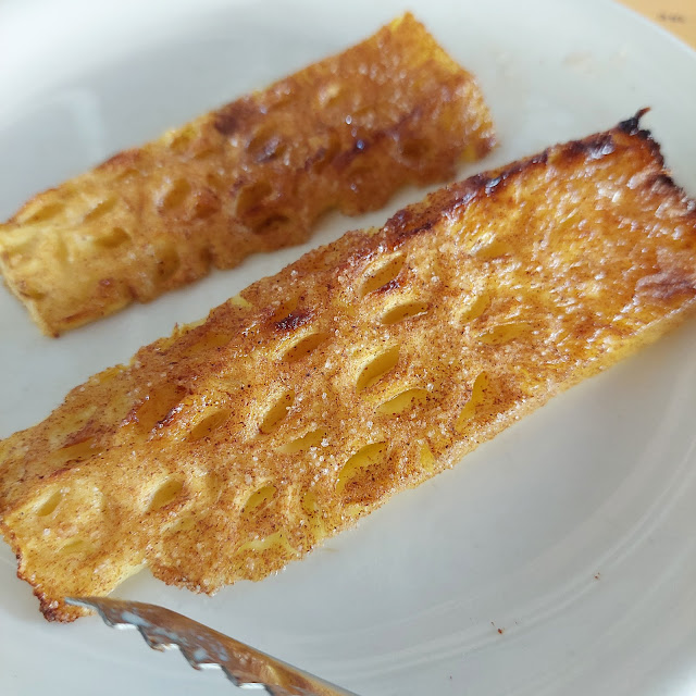Piña Asada Con Canela