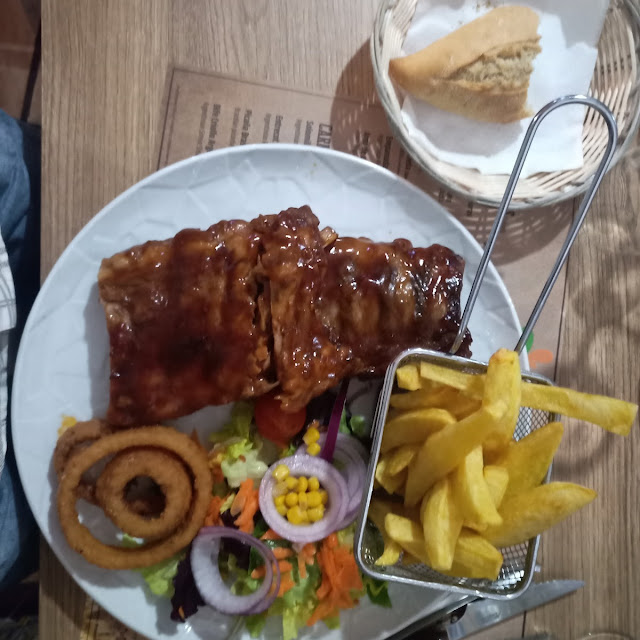 Rack of Ribs in BBQ Sauce