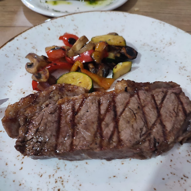 Small Sirloin Steak