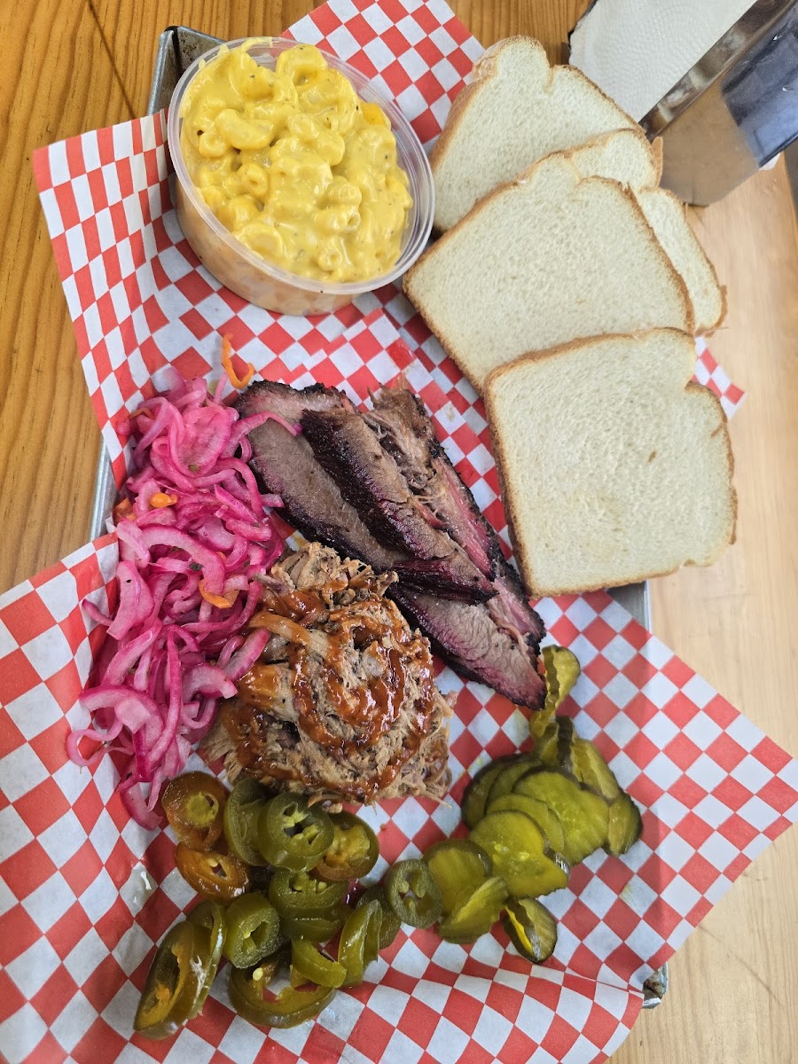 RIVS Smoke & Grill