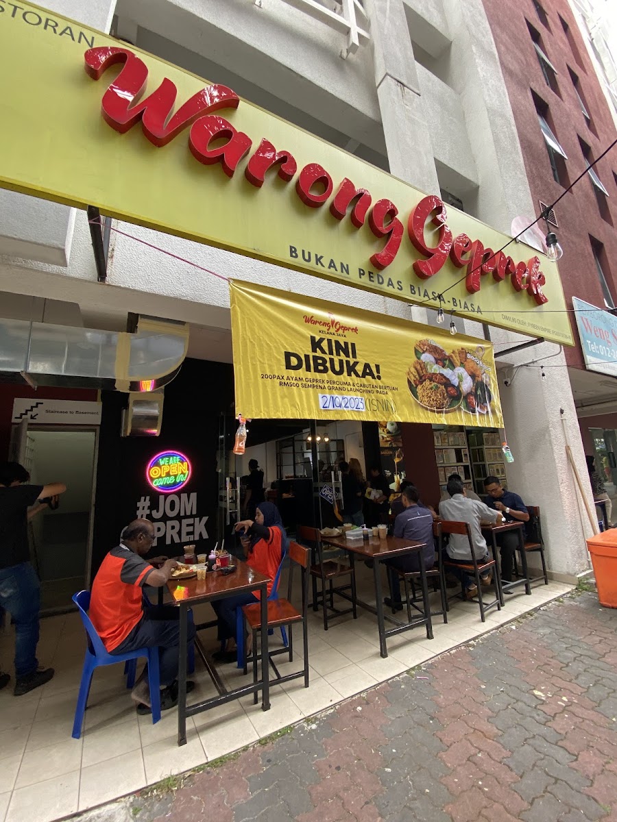 Ayam Gepuk Nation - Kelana Jaya