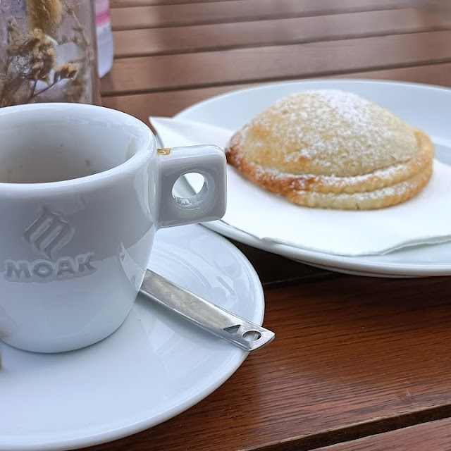 Caffè Con Genovese Al Limone