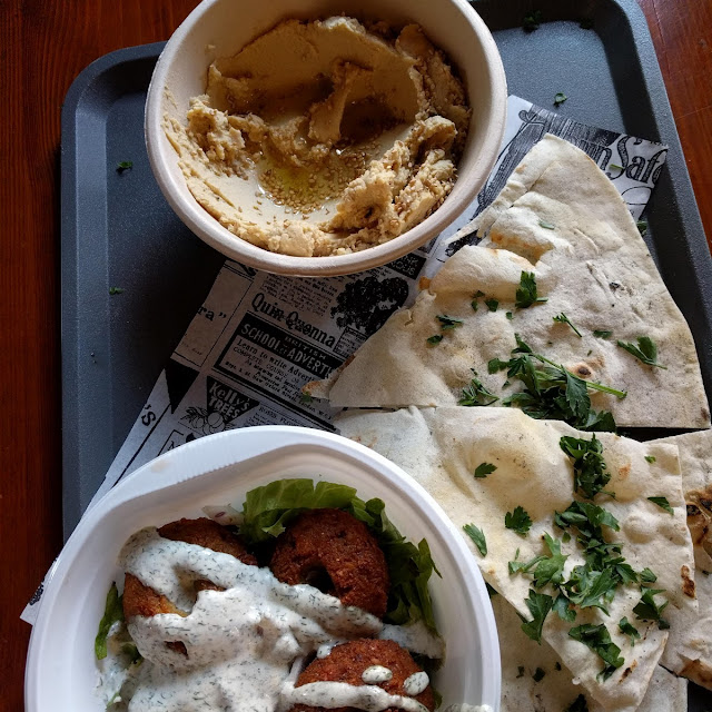Humus Y Falafel