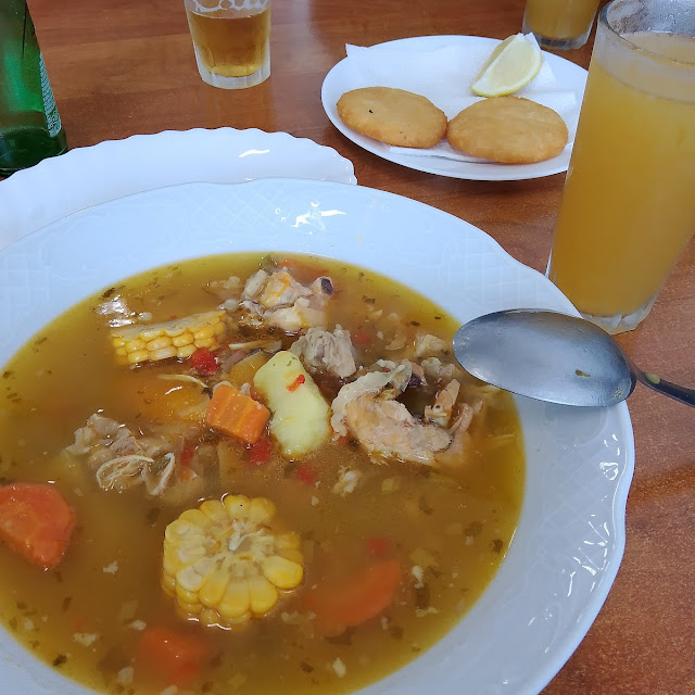 Sancocho de Costilla de Res Solo Viernes Y Sábado