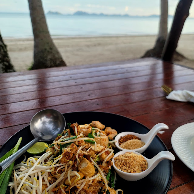 Chicken Pad Thai