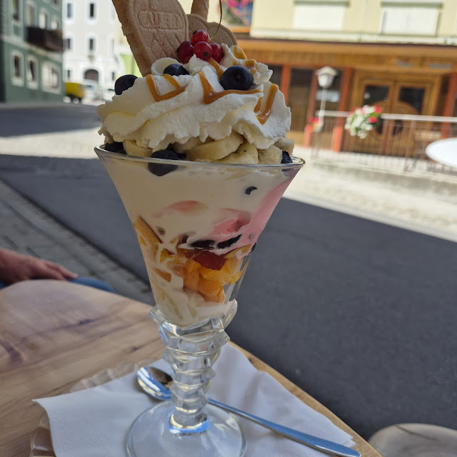 Früchtebecher
