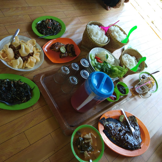 Makan Bersama Kluarga